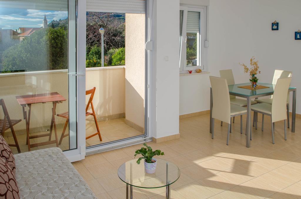 Apartment Leko