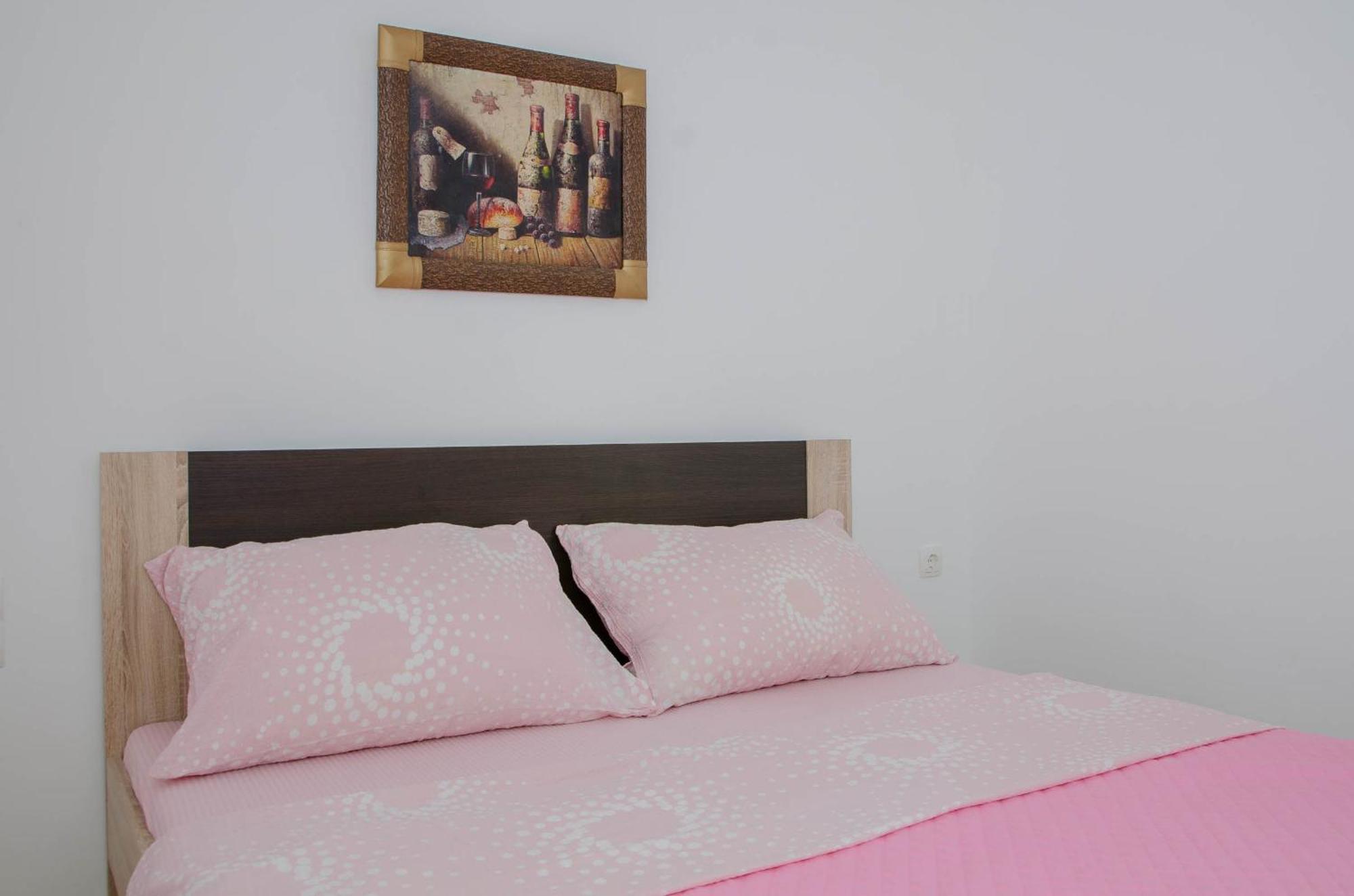 Leko Apartment *